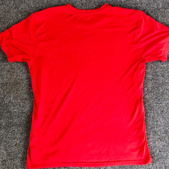 NIKE Dri-fit Men’s Red Work Out Shirt - Picture 2 of 2